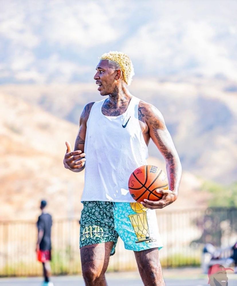 希门尼斯：进球那一刻想起了妻儿，那球是我所爱的人一起进的（希门尼斯：破门瞬间想起妻儿，这球是与我所爱之人共同完成的）