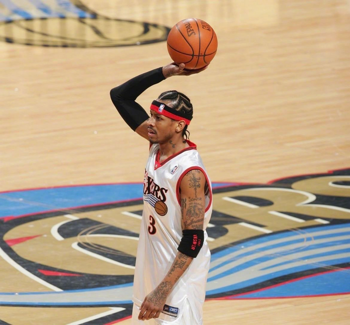 阿奇姆彭迎来中超第200场里程碑，此前199场贡献68球21助（阿奇姆彭中超200场达成：此前199战贡献68球21次助攻）